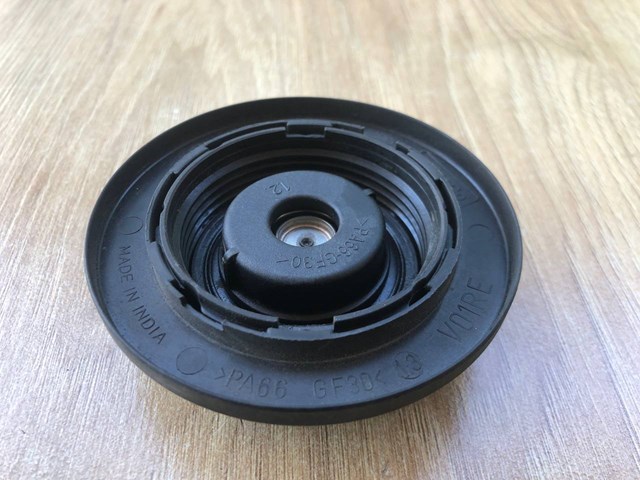 LR017427 LAND ROVER Крышка расширительного бачка купить в Кривой Рог