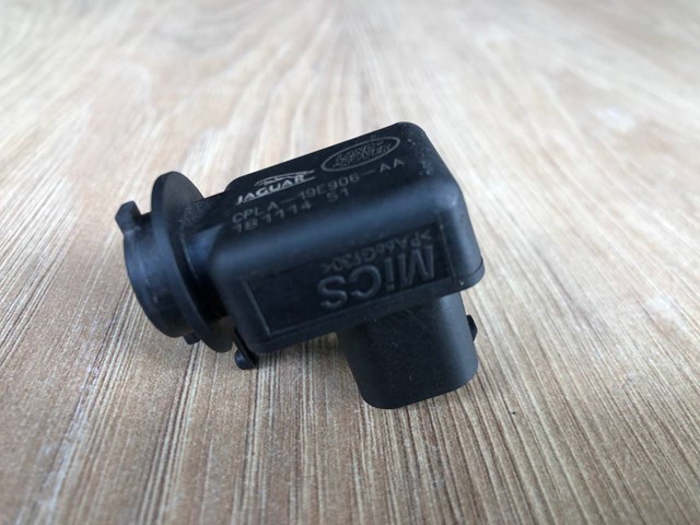 LR033570 LAND ROVER купить в Черновцы