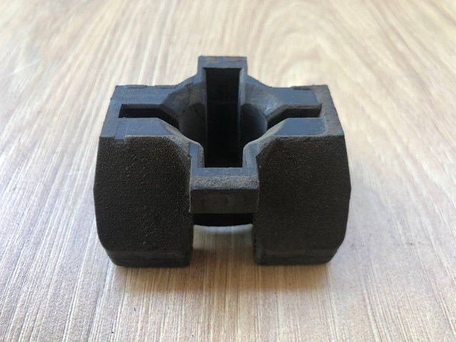 LAND ROVER LR034565 Подушка радиатора нижняя в наличии Кривой Рог
