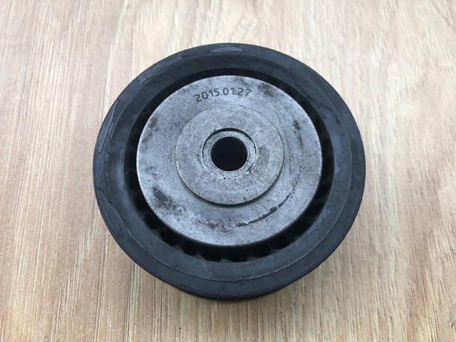 LAND ROVER LR036304 Паразитный ролик в наличии Николаев