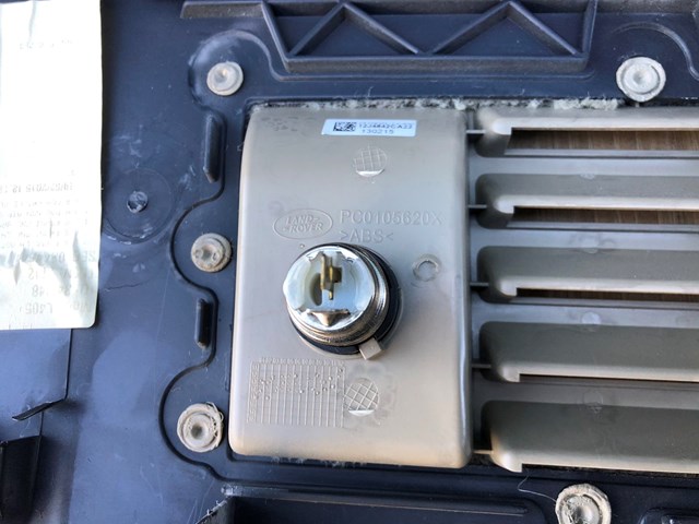 LR037173 LAND ROVER купить в Павлоград