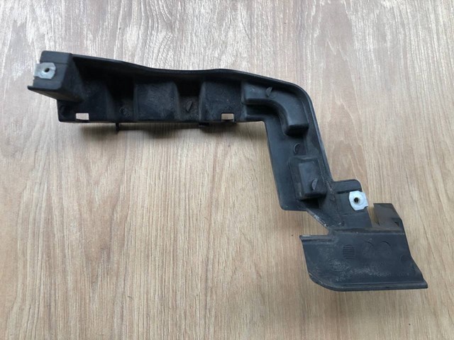 LAND ROVER LR037915 Кронштейн бампера заднего правый в наличии Полтава