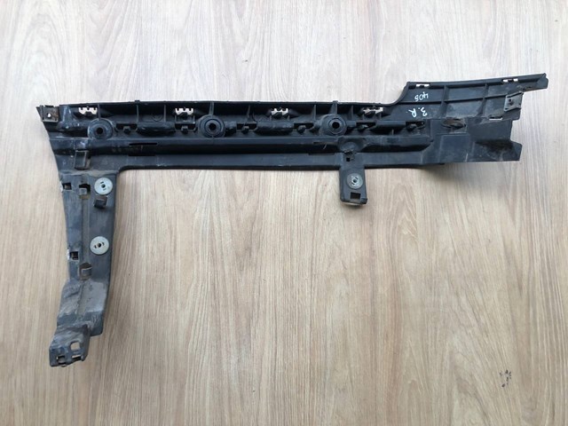 LAND ROVER LR037924 Направляющая заднего бампера правая в наличии Киев
