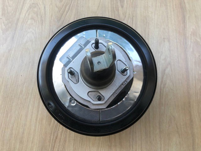 Вакуумный усилитель тормозов LR040113 LAND ROVER