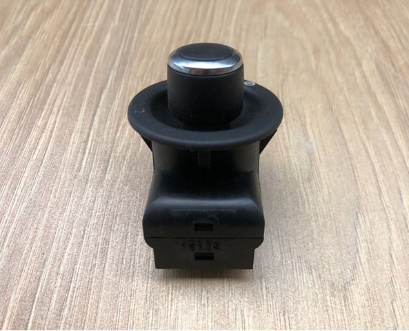 LR041113 LAND ROVER купить в Каменское