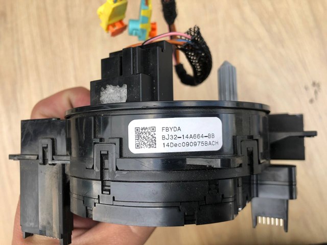 LAND ROVER LR042314 Кольцо контактное, шлейф руля в наличии Полтава