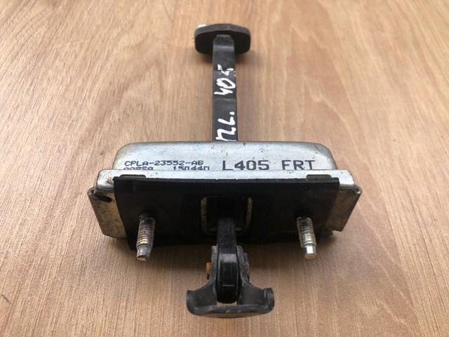 LAND ROVER LR045540 Ограничитель двери в наличии Ровно