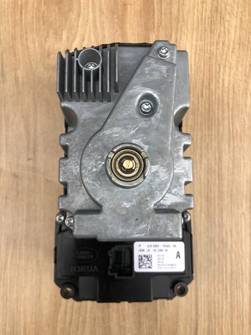 LR045923 LAND ROVER купить в Ужгород