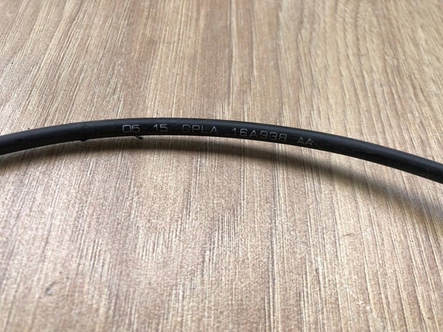 LAND ROVER LR047572 Трос открывания капота задний в наличии Винница