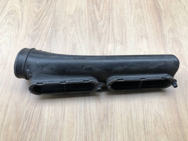 LAND ROVER LR049313 Воздухозаборник воздушного фильтра в наличии Ровно