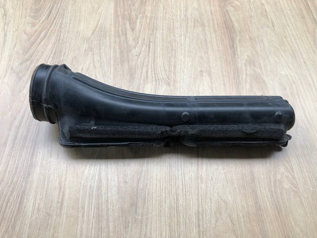 LAND ROVER LR049314 Патрубок воздушный, вход воздушного фильтра в наличии Харьков