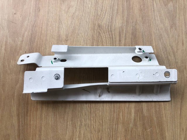 LR049971 LAND ROVER купить в Сумы
