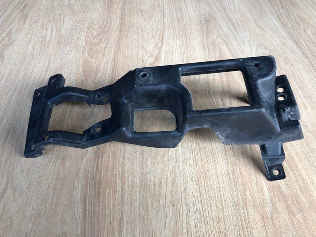 LAND ROVER LR050518 Кронштейн крепления противотуманной фары левой в наличии Тернополь