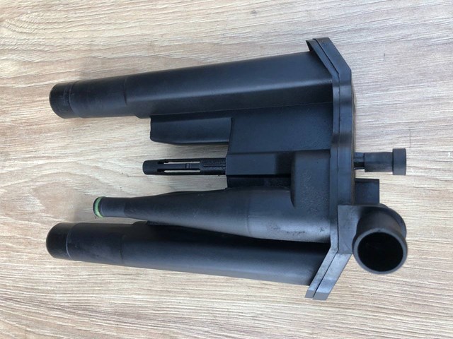 LR054999 LAND ROVER Клапан вентиляции картерных газов купить в Черкассы