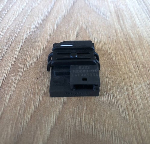 LAND ROVER LR058011 Датчик дождя в наличии Каменское