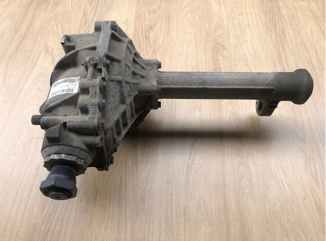 LAND ROVER LR066511 Передний редуктор в наличии Черновцы