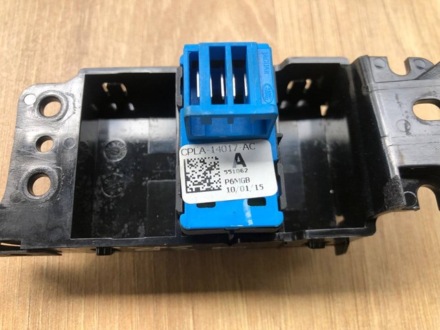 LR071265 LAND ROVER купить в Сумы