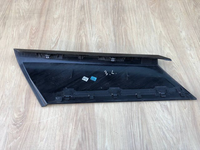 LAND ROVER LR076491 Накладка стойки кузова внешняя задняя левая в наличии Винница