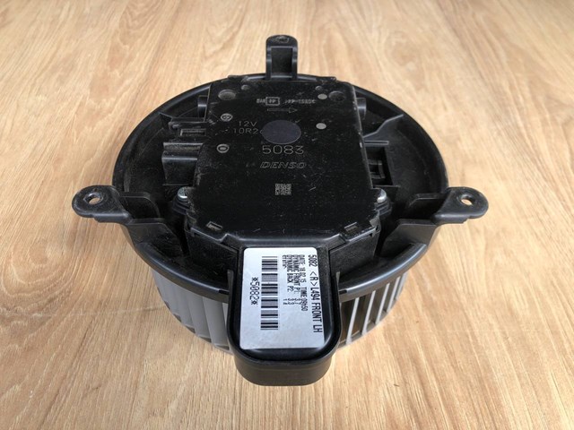 LAND ROVER LR086148 Мотор вентилятора печки (отопителя салона) в наличии Житомир