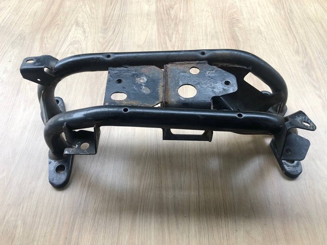LR113253 Балка крепления коробки передач купить Сумы