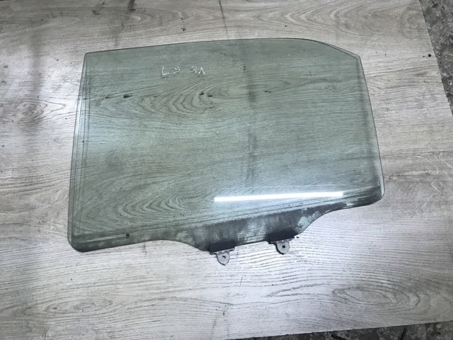 MR525741 MITSUBISHI Стекло двери задней левой купить в Полтава