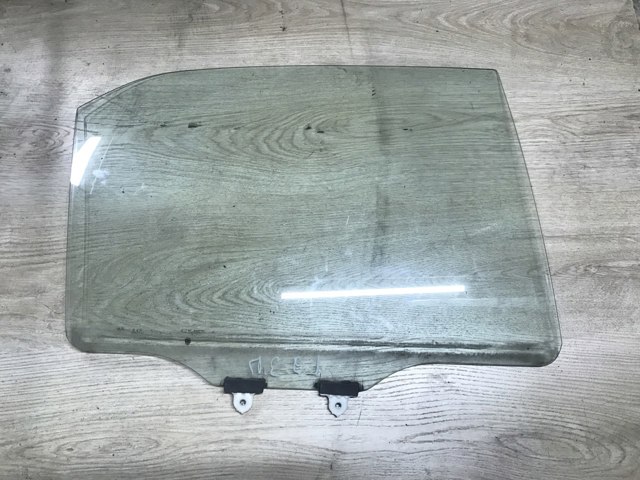 MR525742 MITSUBISHI Стекло двери задней правой купить в Харьков