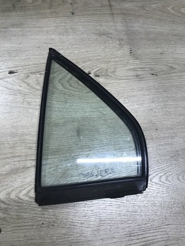 MITSUBISHI MR525825 Стекло-форточка двери задней левой в наличии Кривой Рог