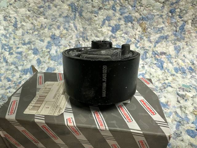 HYUNDAI 0K30F39050A Подушка (опора) двигателя передняя в наличии Чернигов