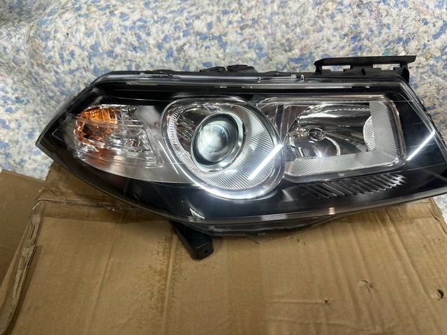 RENAULT 260108519R Фара правая в наличии Житомир