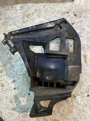 BMW 51127319829 Кронштейн бампера заднего внешний левый в наличии Ирпень