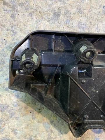 BMW 51127338285 Кронштейн бампера заднего левый в наличии Киев