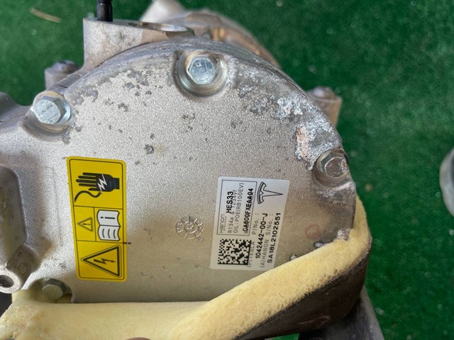 104244200J Tesla Model Компрессор кондиционера купить в Днепр