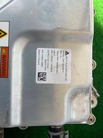 106098500C Tesla Model купить в Черкассы
