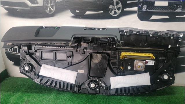 Tesla Model 108340105J Торпедо в наличии Житомир