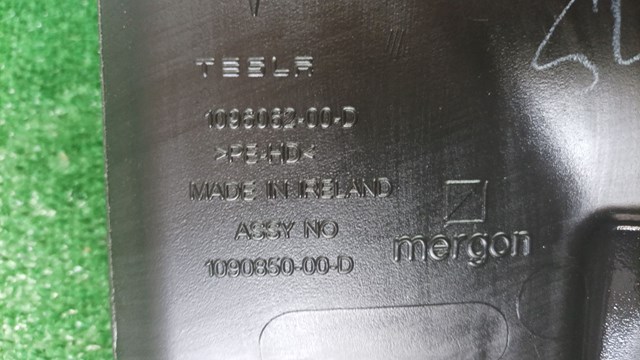 Tesla Model 109606200D в наличии Сумы