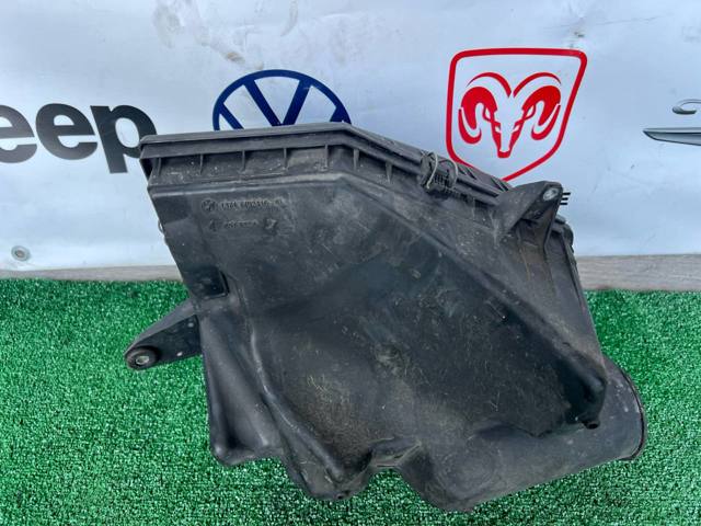 13717792416 BMW Корпус фильтра купить в Хмельницкий