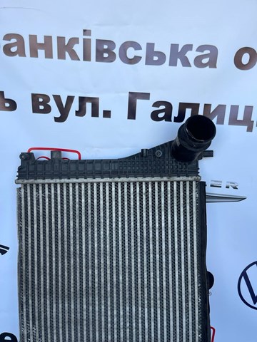 Радиатор интеркуллера Ауди A3 Sportback
