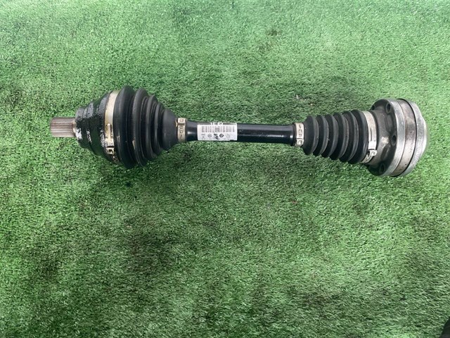 VAG 1K0407271EE Полуось (привод) передняя левая в наличии Черновцы