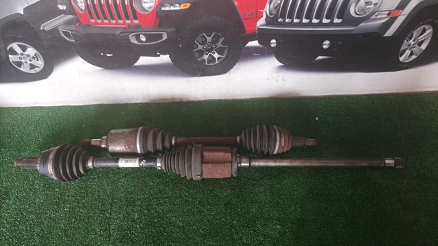 Полуось передняя левая 31607545125 BMW