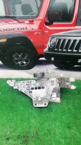 CHRYSLER 4627154AC Кронштейн генератора в наличии Хмельницкий