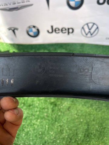 51117222856 BMW Решетка бампера купить в Ужгород