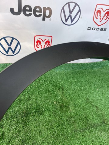 51777158428 BMW Расширитель (накладка) арки переднего крыла правый купить в Чернигов