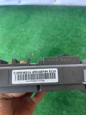 518954021A BMW купить в Винница