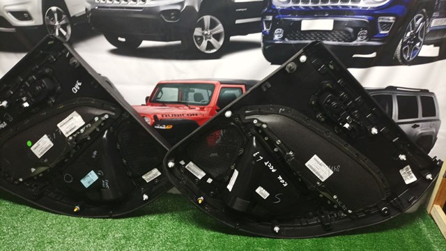 5US11LA3AE CHRYSLER купить в Павлоград