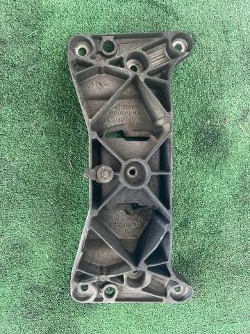 Балка крепления коробки передач 6781222 BMW