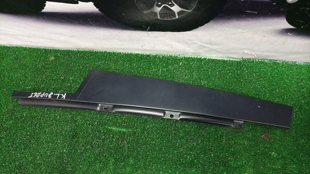 Накладка двери передней правой вертикальная 68102562AA CHRYSLER
