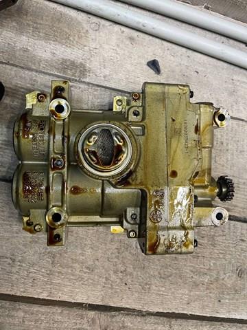 Маслонасос 68127987AK CHRYSLER