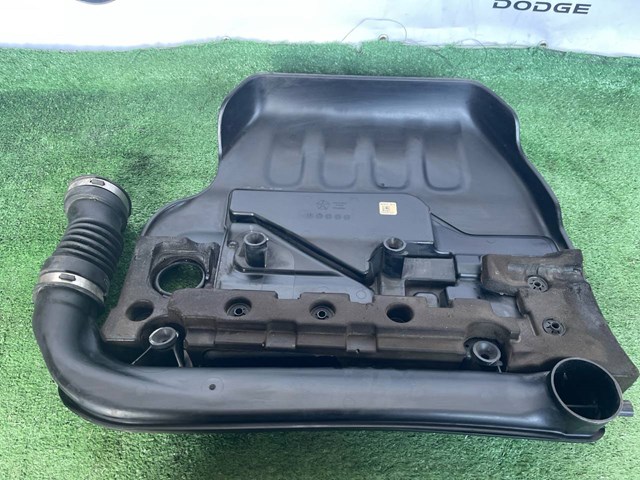 CHRYSLER 68146205AC Крышка двигателя в наличии Каменское