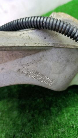 CHRYSLER 68305298AB Цапфа передняя правая в наличии Чернигов