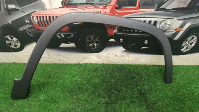 Расширитель переднего крыла, правый 68315994AD CHRYSLER